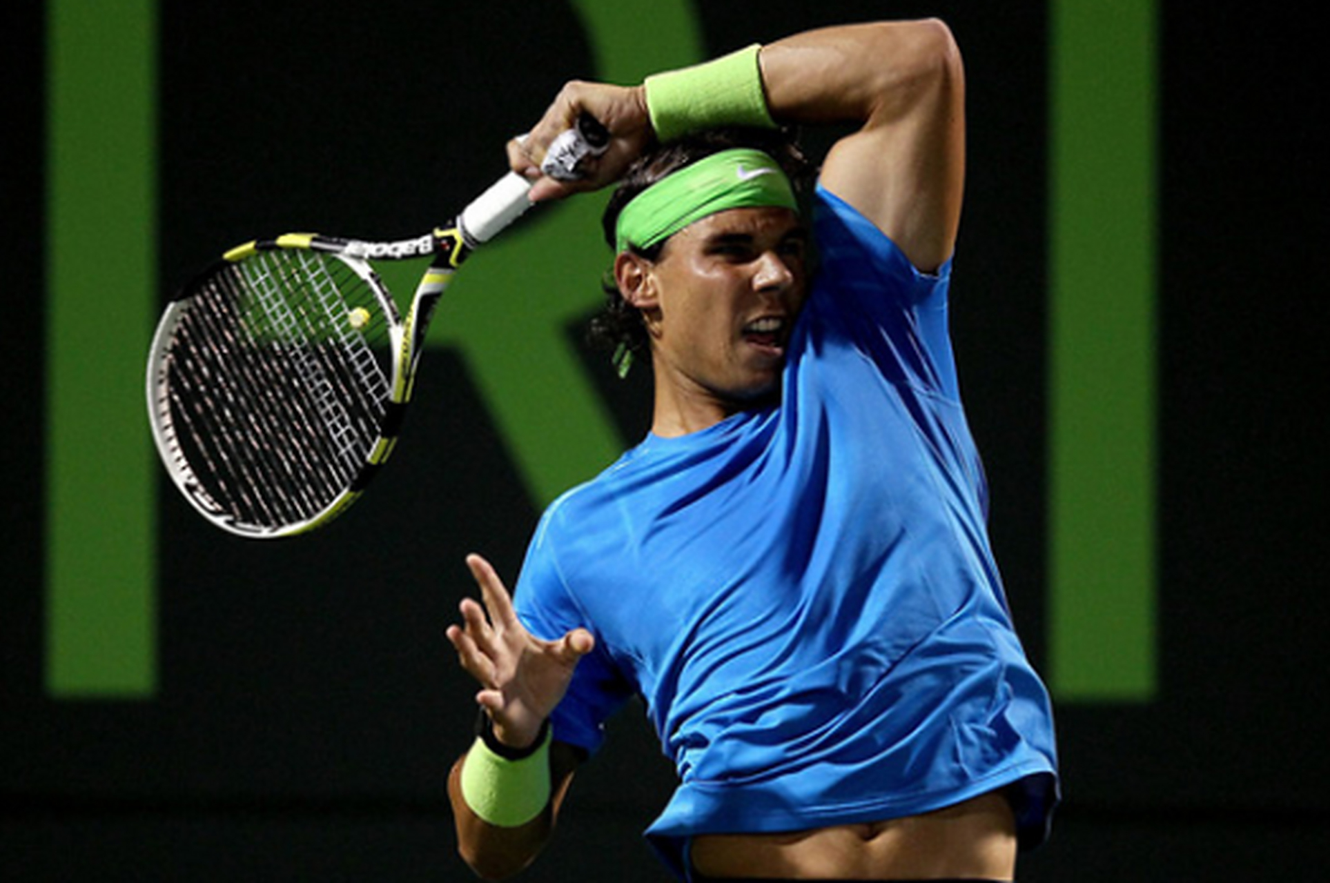 纳达尔迎来二十赛季出色发挥，拜仁观众热烈欢呼！