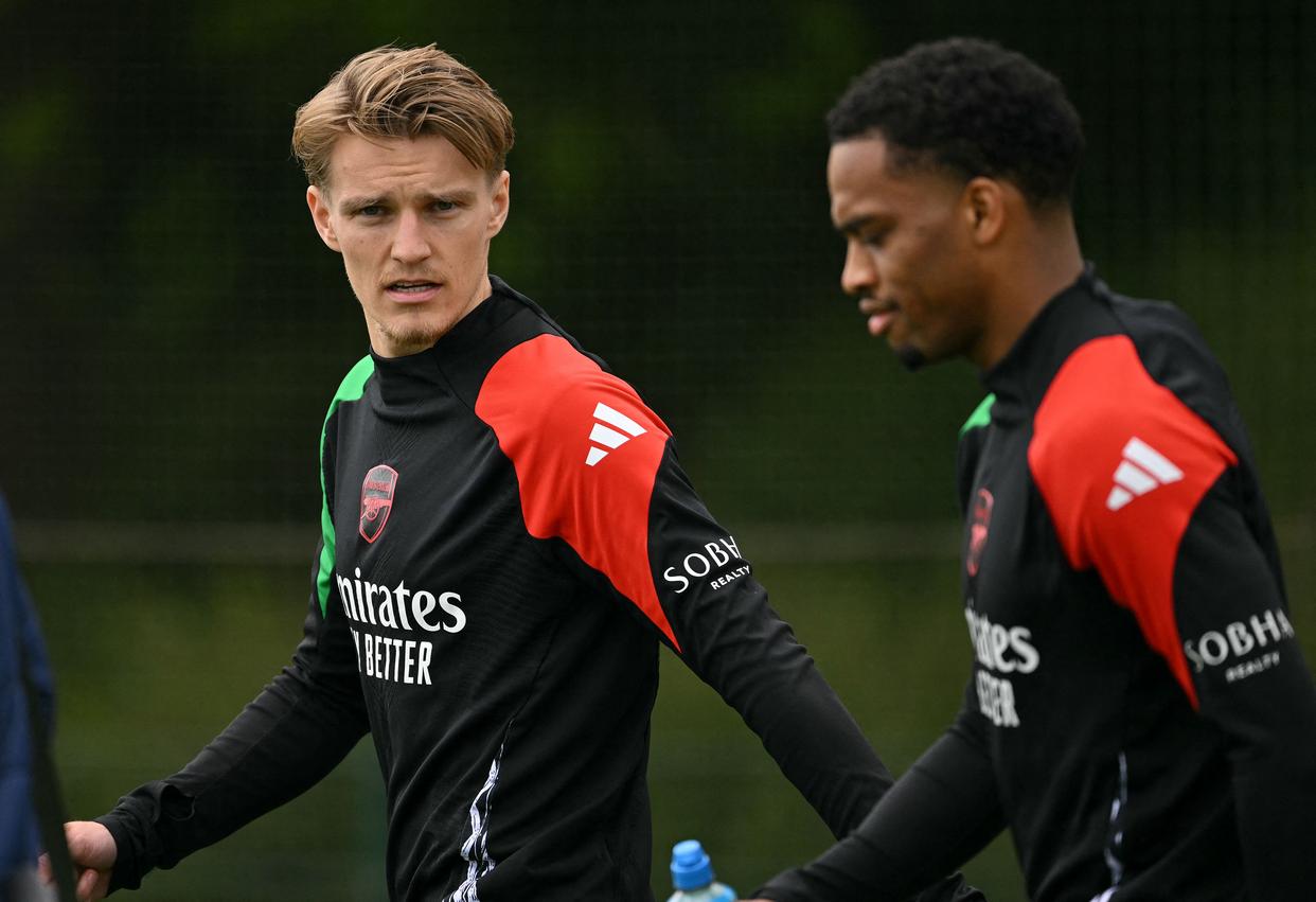 九游下载-莱万多夫斯基遭遇十二持续失利，阿森纳教练压力巨大！-九游下载