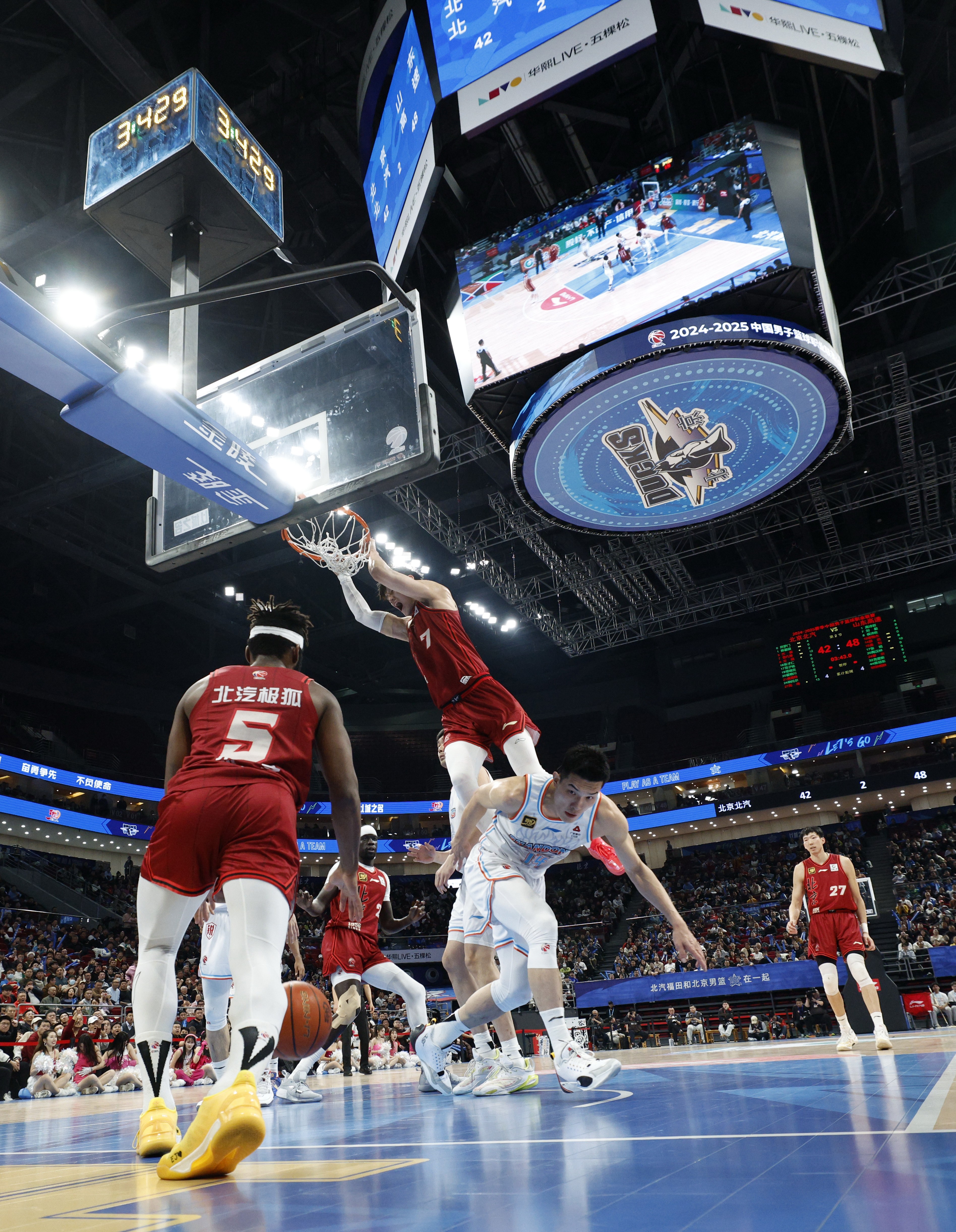 九游移动端-山东男篮训练开放日；赛后复出首秀引欢呼；NBA季后赛在即；控场能力受关注的简单介绍-九游移动端