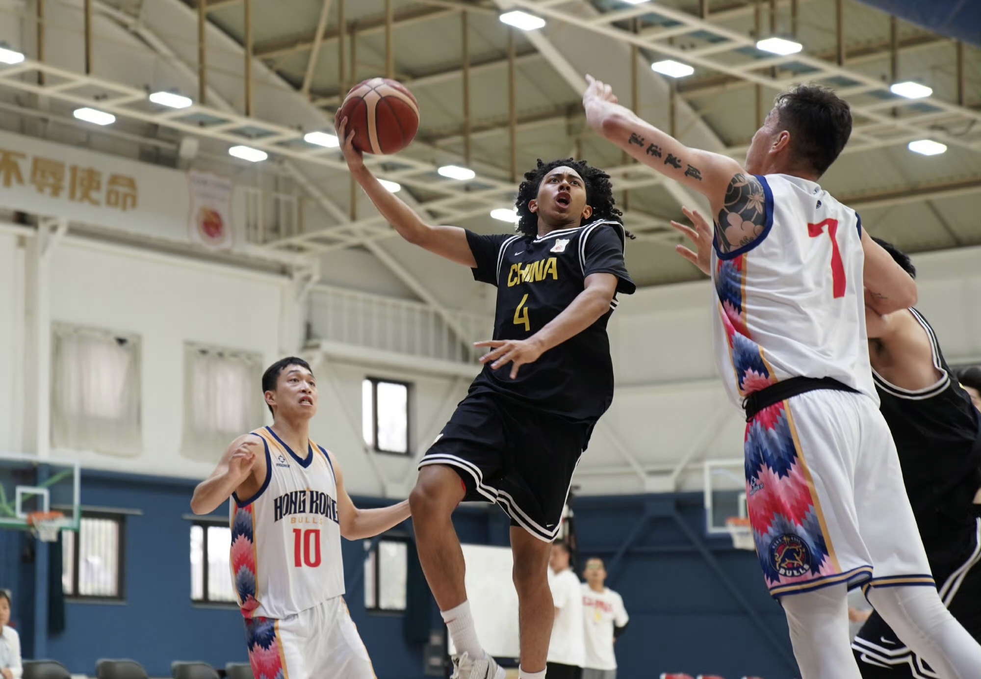 九游畅玩-关于今晚体能课后，深圳男篮迎来里程碑备战法甲，态度坚定，球队文化再被提及的信息-九游畅玩