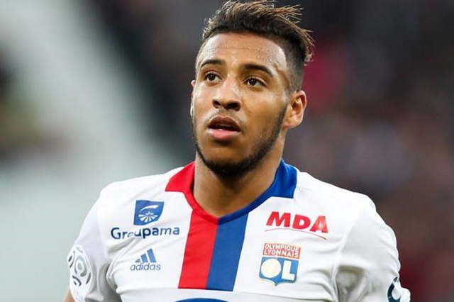 风云突变！勒沃库森转会期官宣签约；英超版图或变；质疑声仍在；轮换策略成焦点的简单介绍